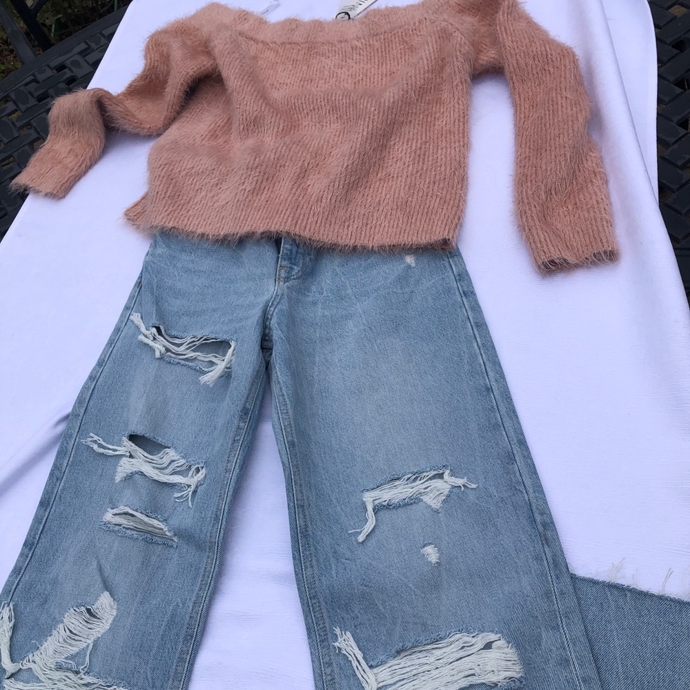 Mink Pink sweater Sz Large